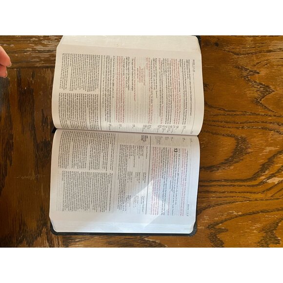 NIV Life Application Study Bible Black Bonded Leather NEW - Picture 10 of 10